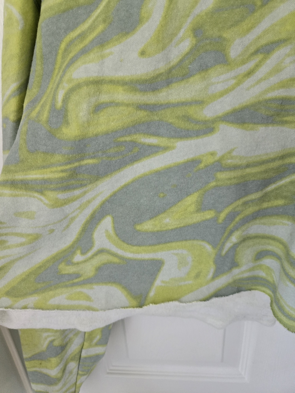 wild fable Green Tie-Dye Cropped Hoodie XL Raw Hem Cozy Athleisure - Picture 4 of 10